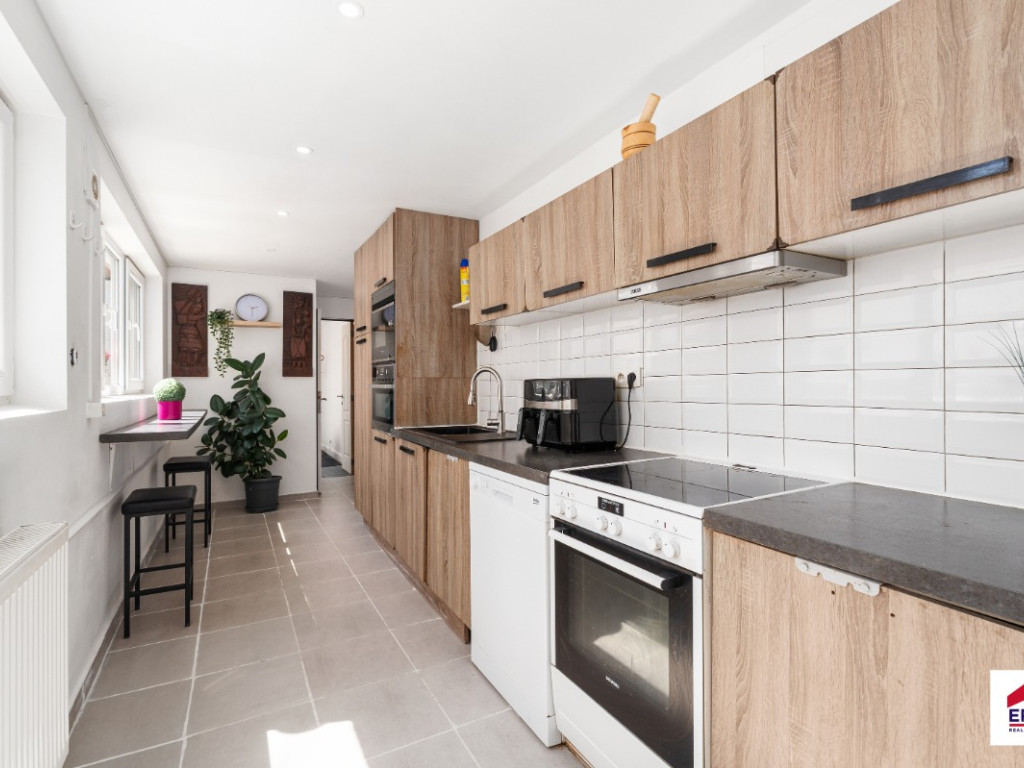 Victor Witterzeelstraat - 23 - - 9472