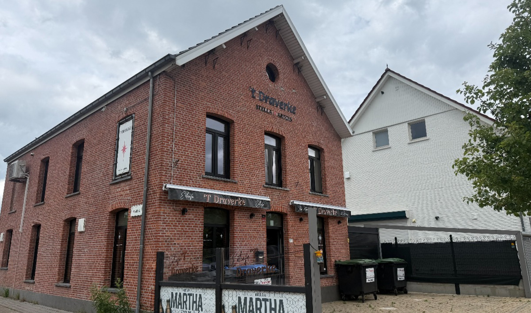 Stationsstraat - 104 - - 2235