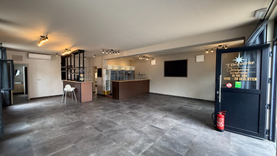 Stationsstraat - 104 - - 2235