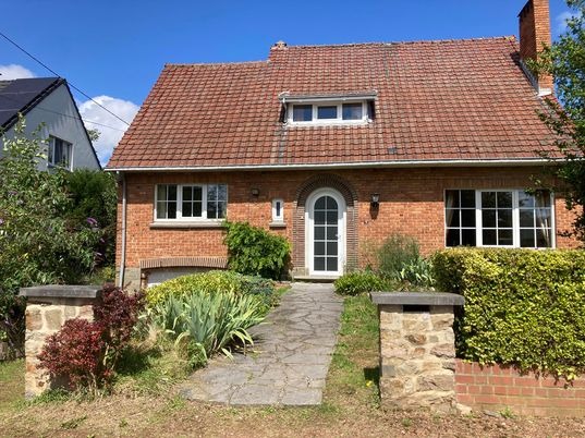 Woning in Saint-symphorien