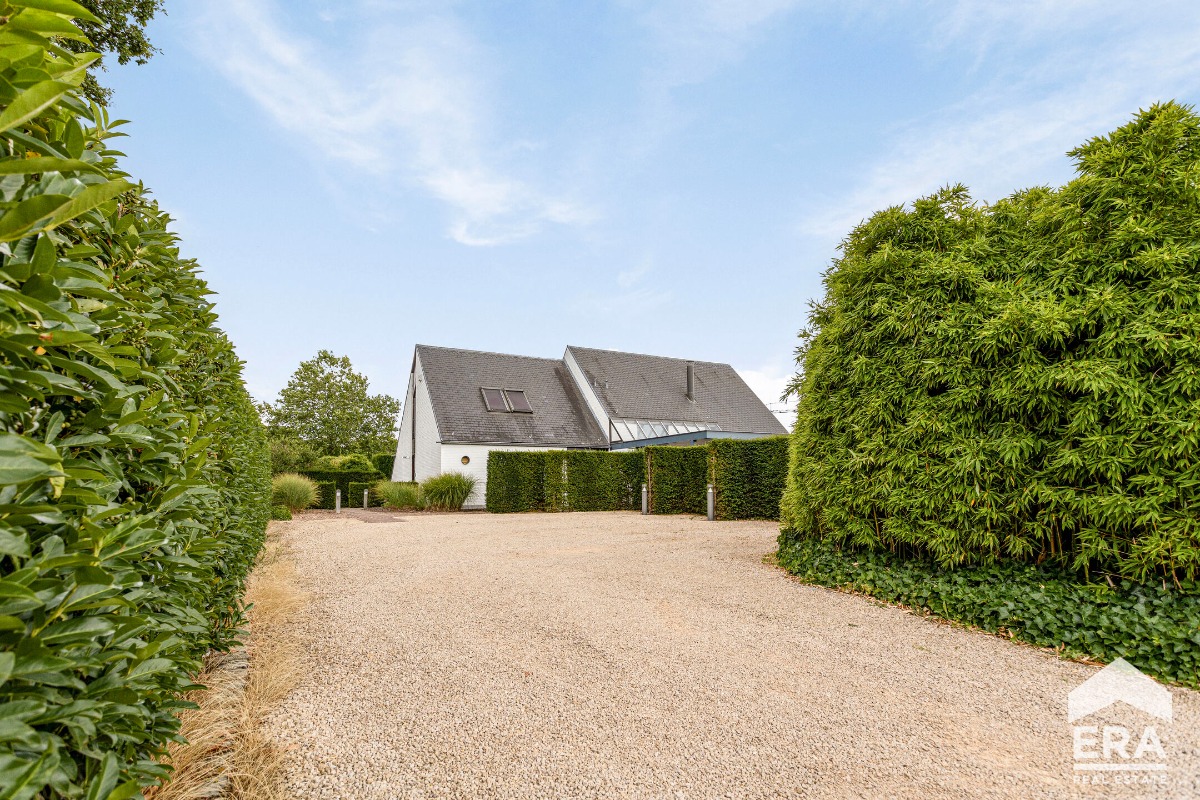 Handelszaak VERHUUR à Eindhout