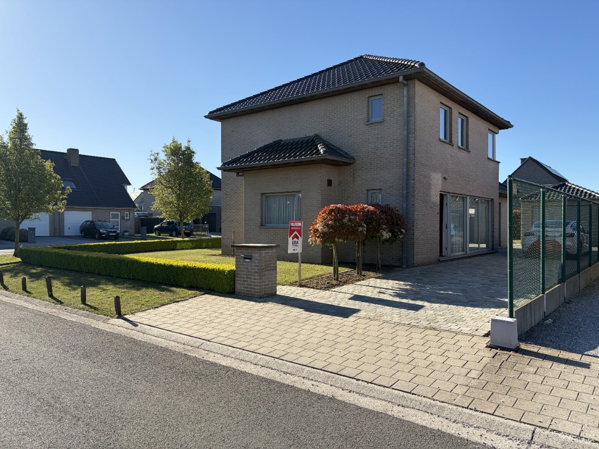 Maison LOCATION à Roeselare