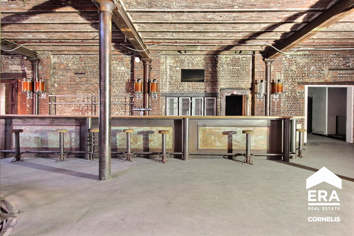 Commerce LOCATION à Molenbeek-Saint-Jean