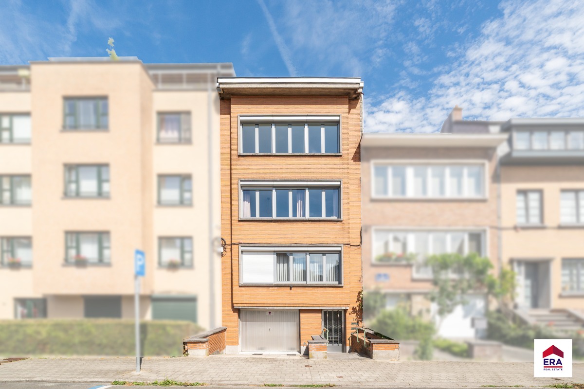 House SALE à Jette