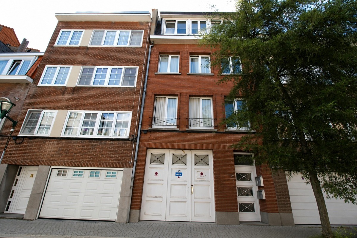 Commercial RENTAL à Molenbeek-Saint-Jean