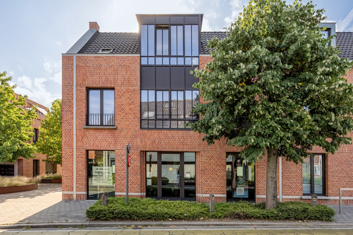 Commerce LOCATION à Meer (Hoogstraten)