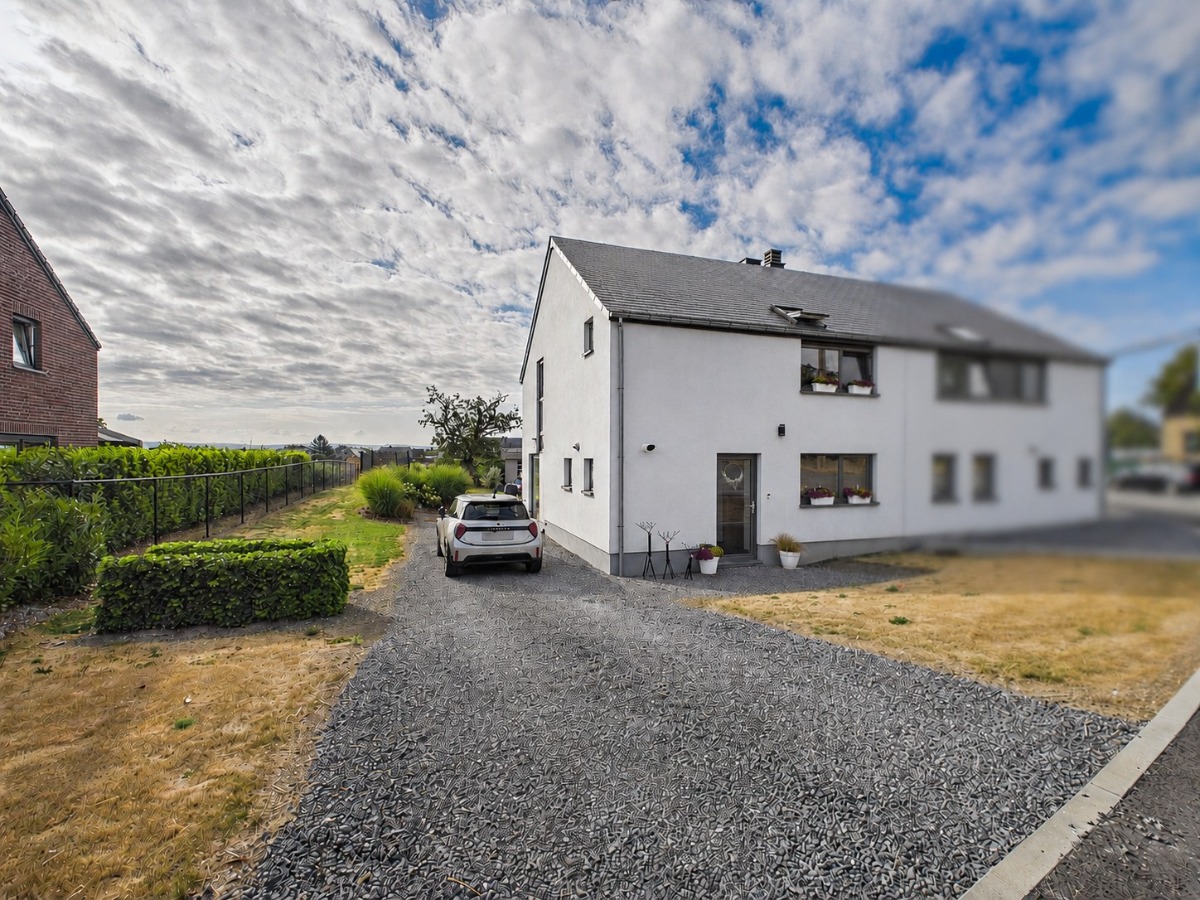 Huis VERHUUR à Noiseux