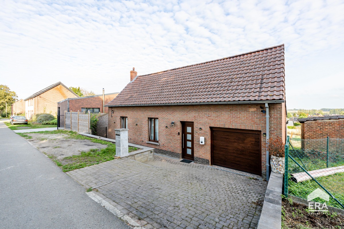 Woning in Saintes