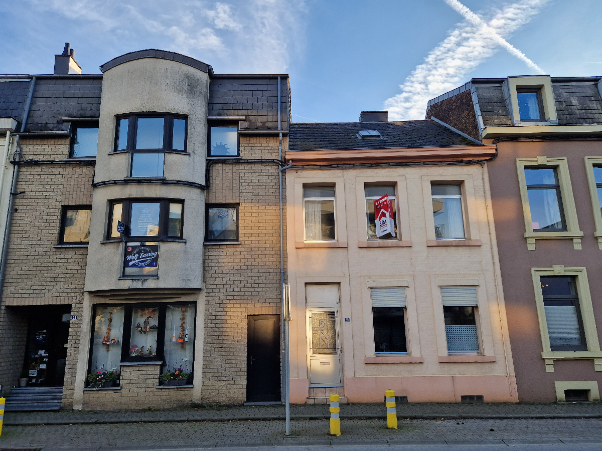 Rue de la Semois - 80 - - 6700