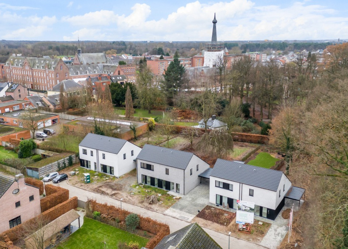 Oostakker 2 - Vorselaar - 01.jpg