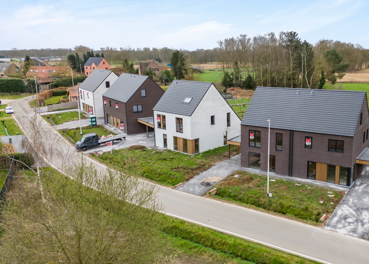 Veldstraat 8, 2430 Laakdal - 01.jpg