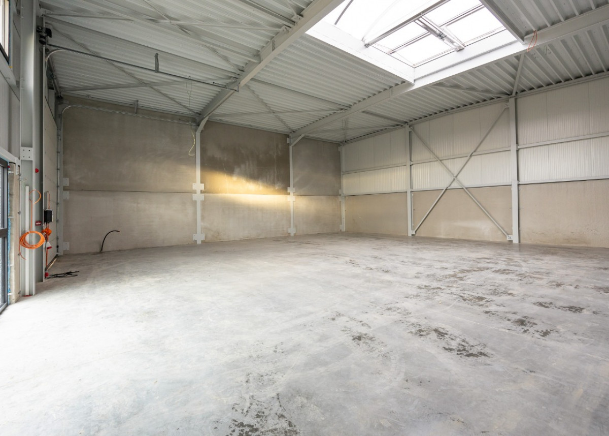 IMN-20251106-1-11 (unit 4).jpg