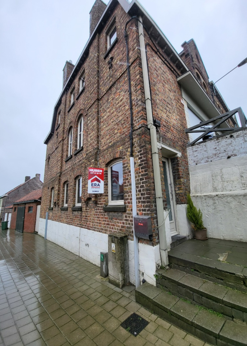 Kerkplein - 2 - - 8953