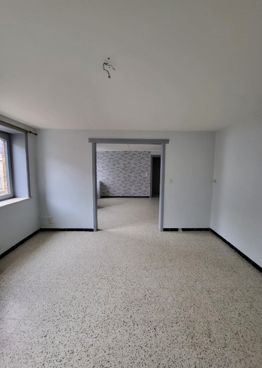 Kerkplein - 2 - - 8953