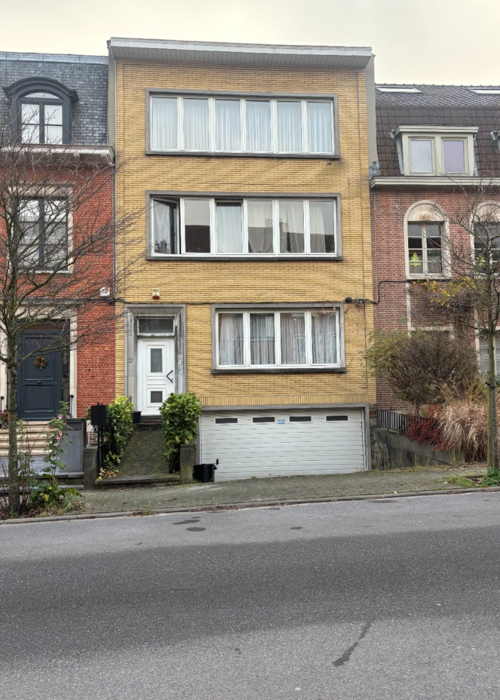 Avenue d'Avril - 27 - - 1200