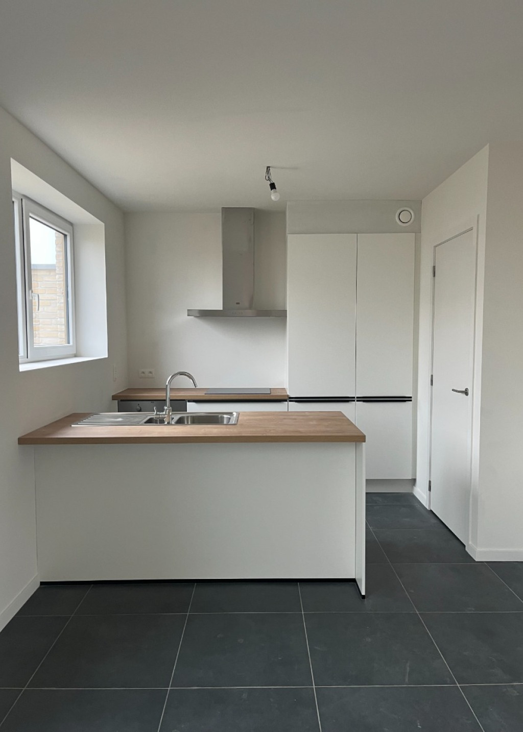 Zusters Passionistinnenstraat - 8 - - 8700