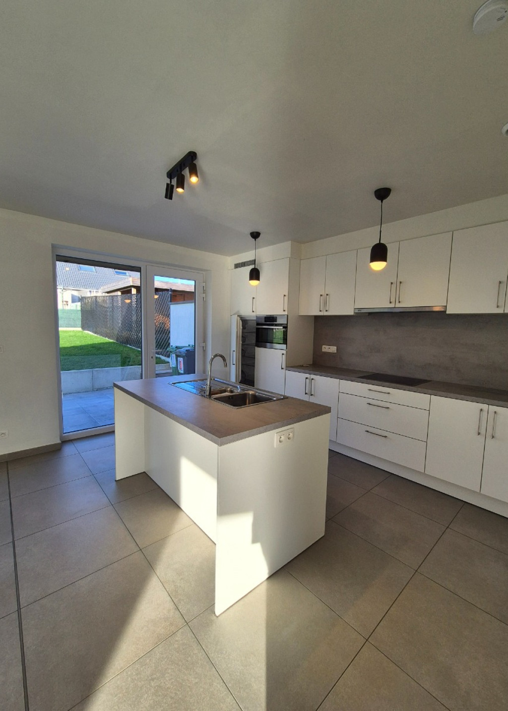 Lucien Stormestraat - 2 - - 8950