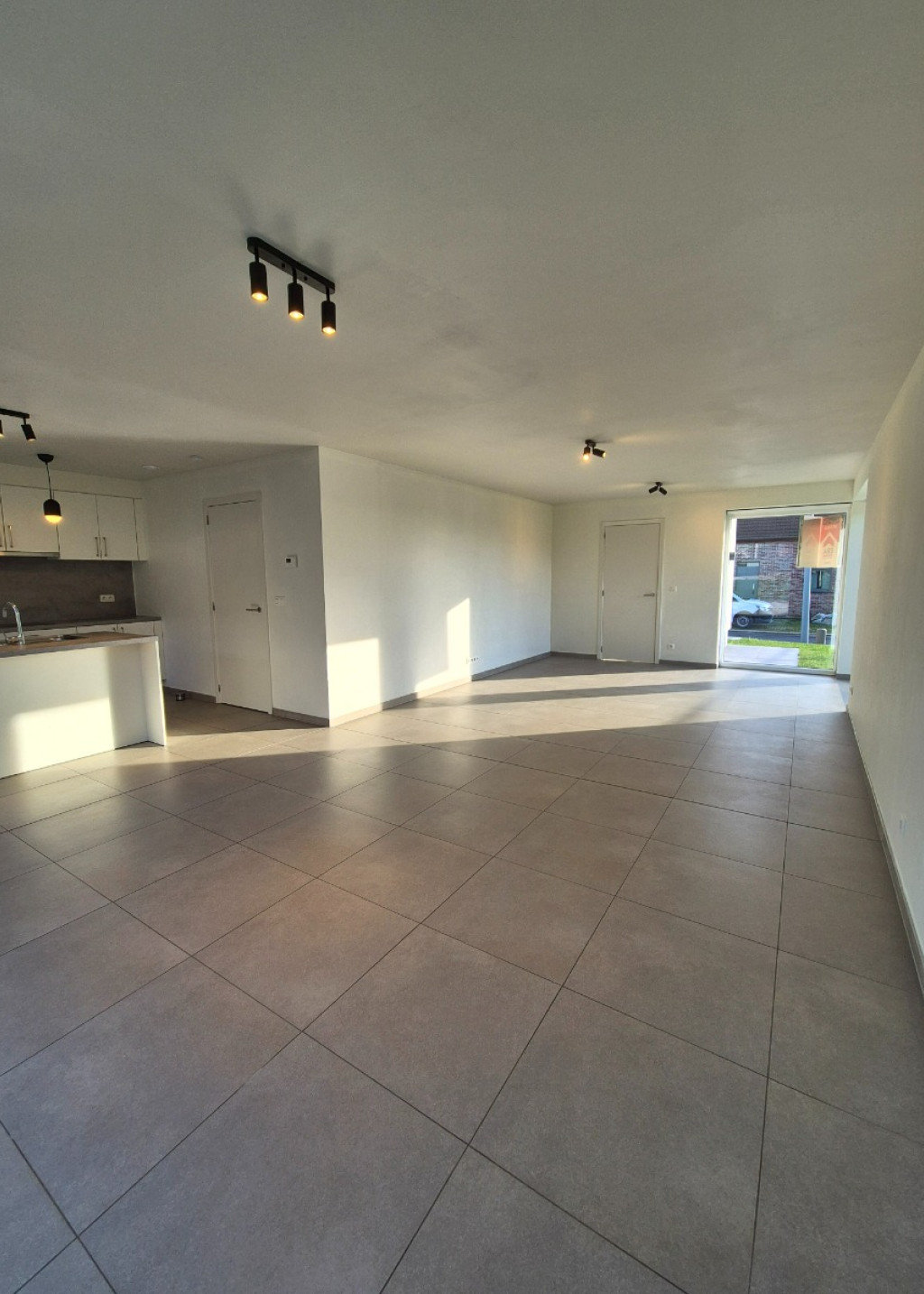 Lucien Stormestraat - 2 - - 8950