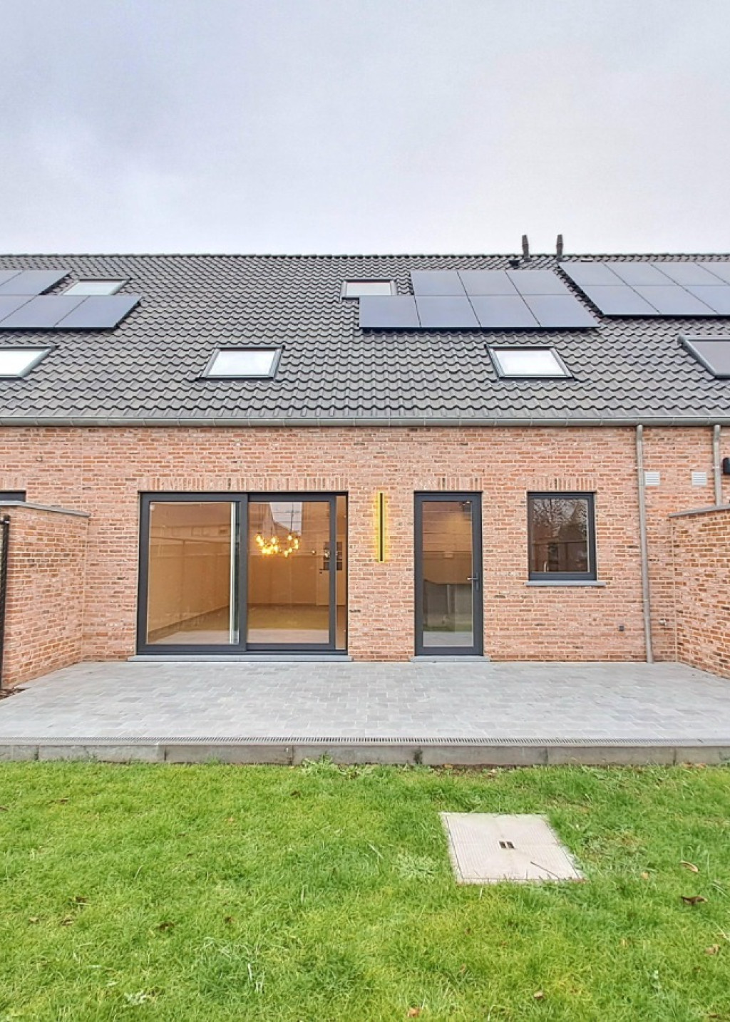 Europaplein - 11 - - 8550