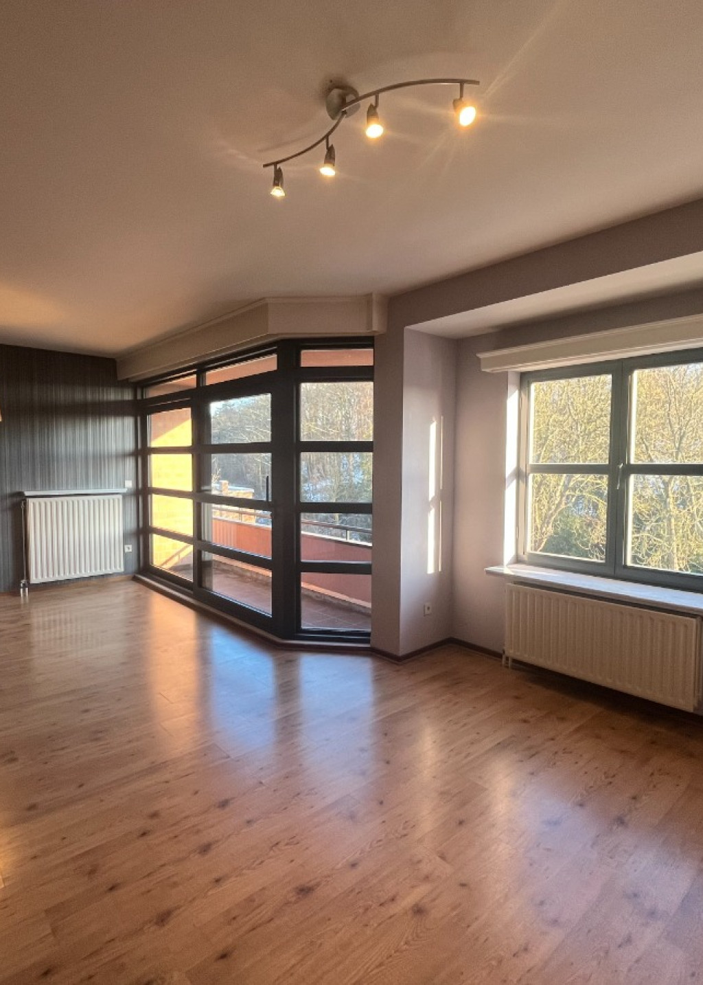 Veemarkt - 21 - 8 - 3290