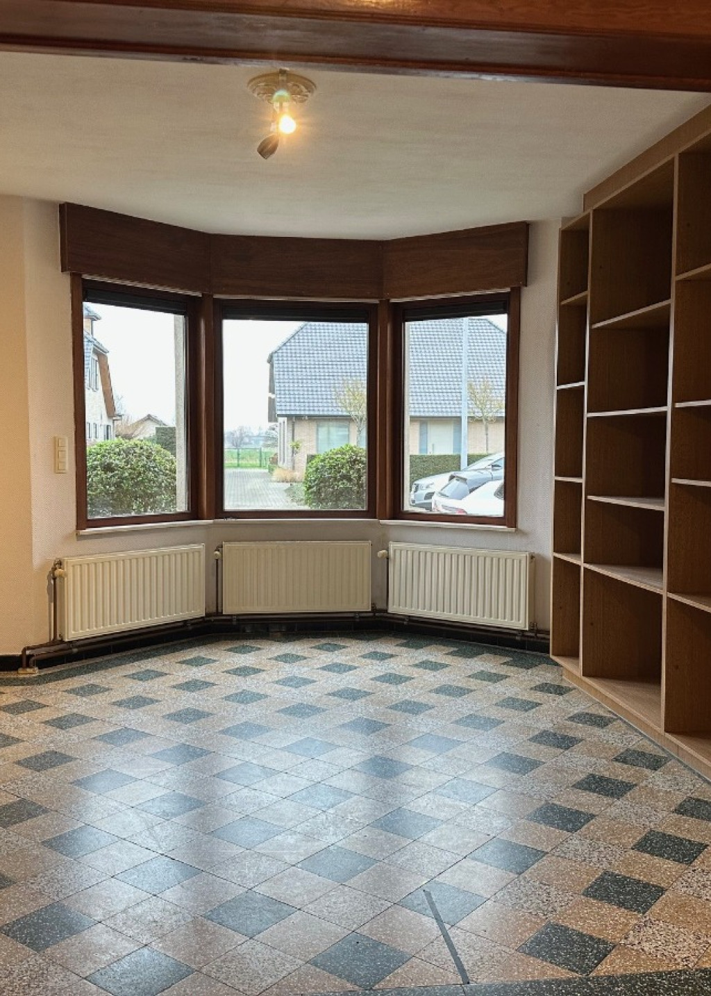 Ooststraat - 75 - - 8647