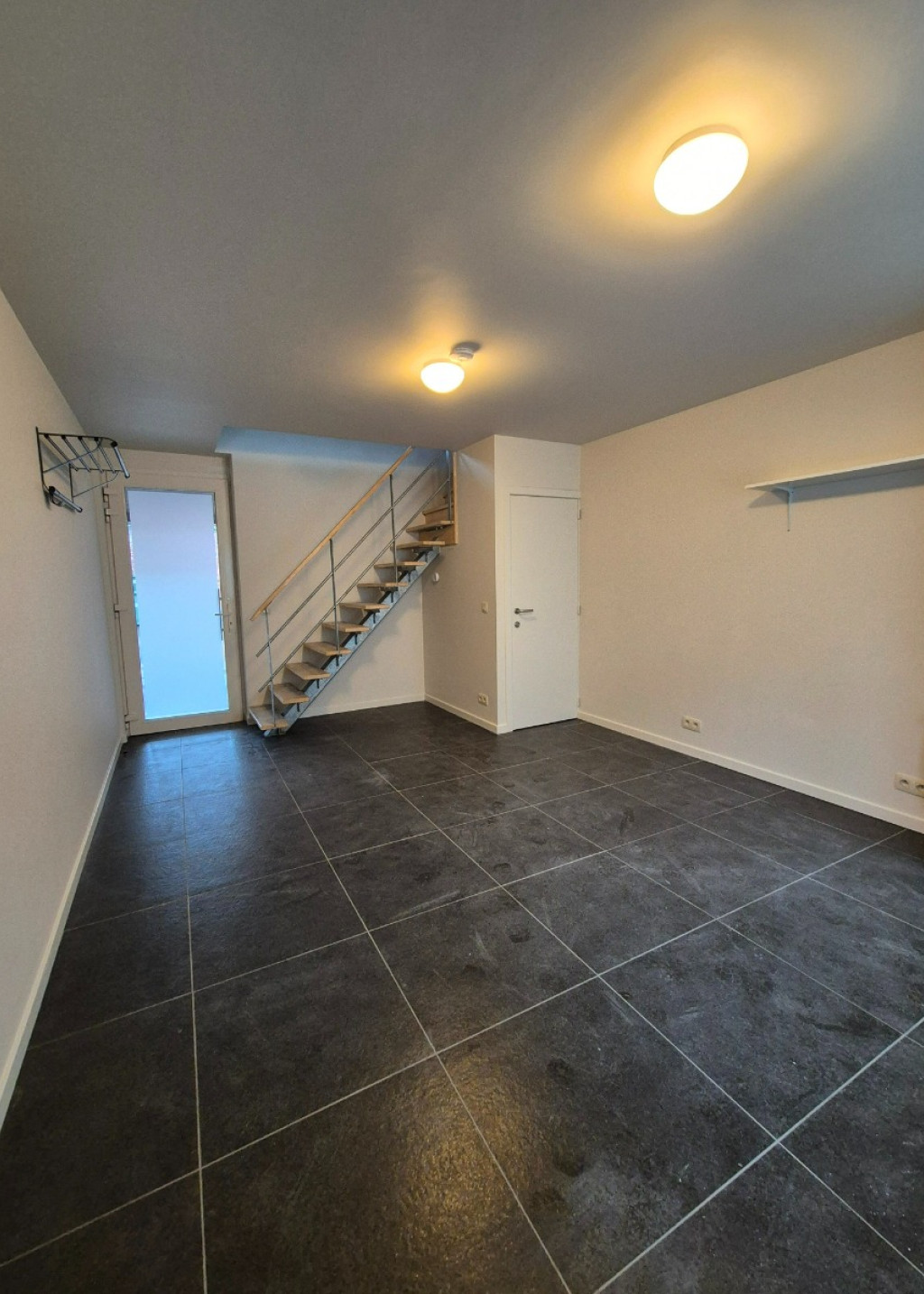 Cartonstraat - 47 - - 8900