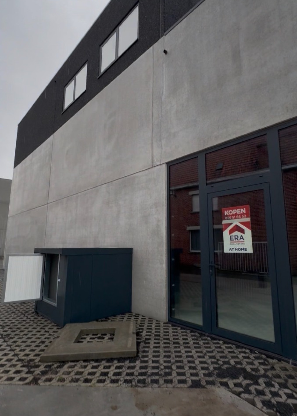 Roeselarestraat - 78-80 - - 8880