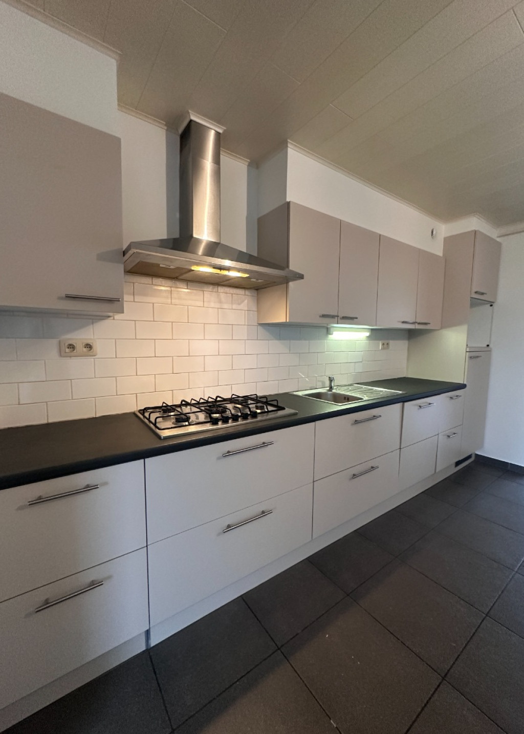 Donk - 25 - 2 - 2400