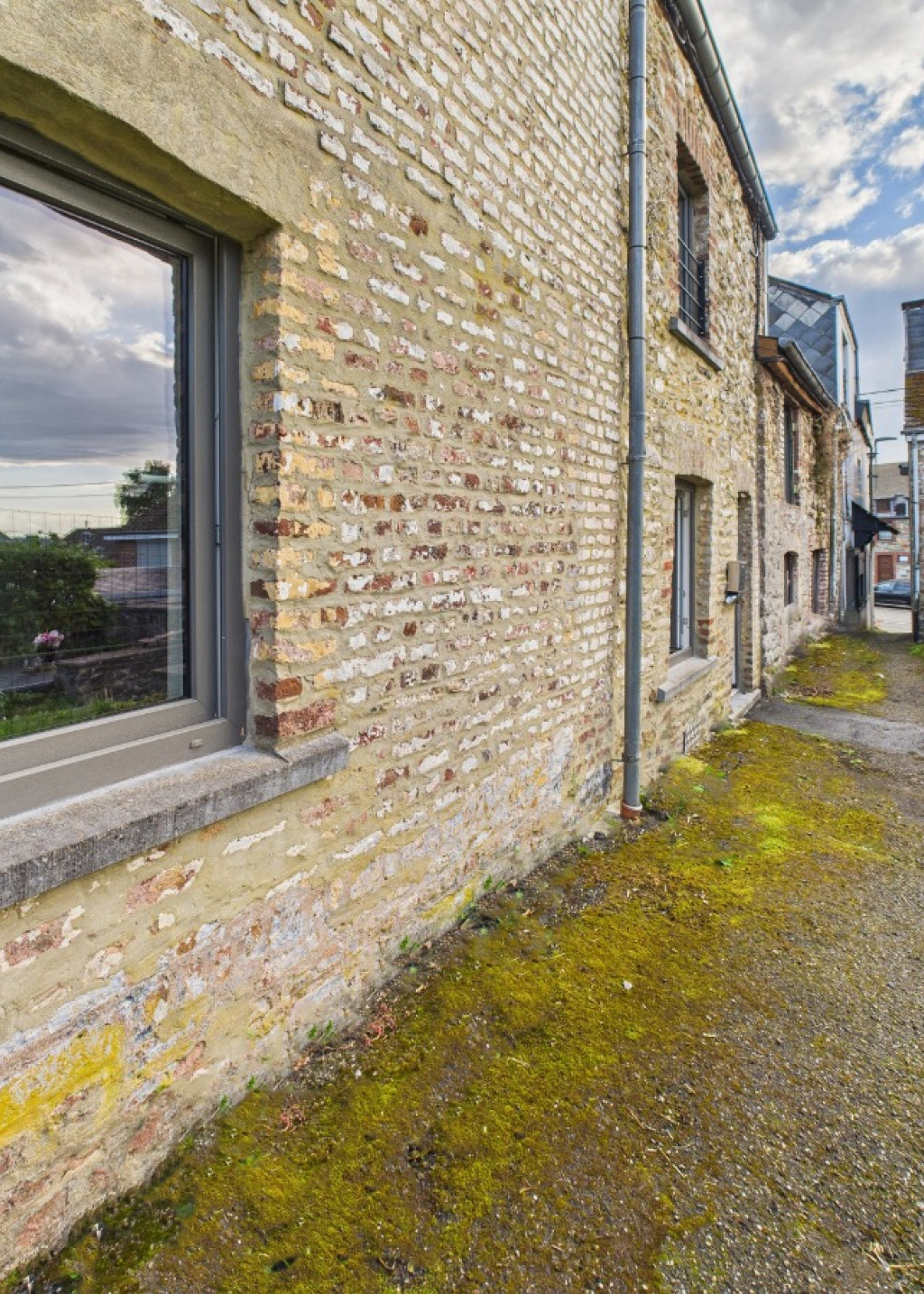 Rue du Mont - 109 - - 6890