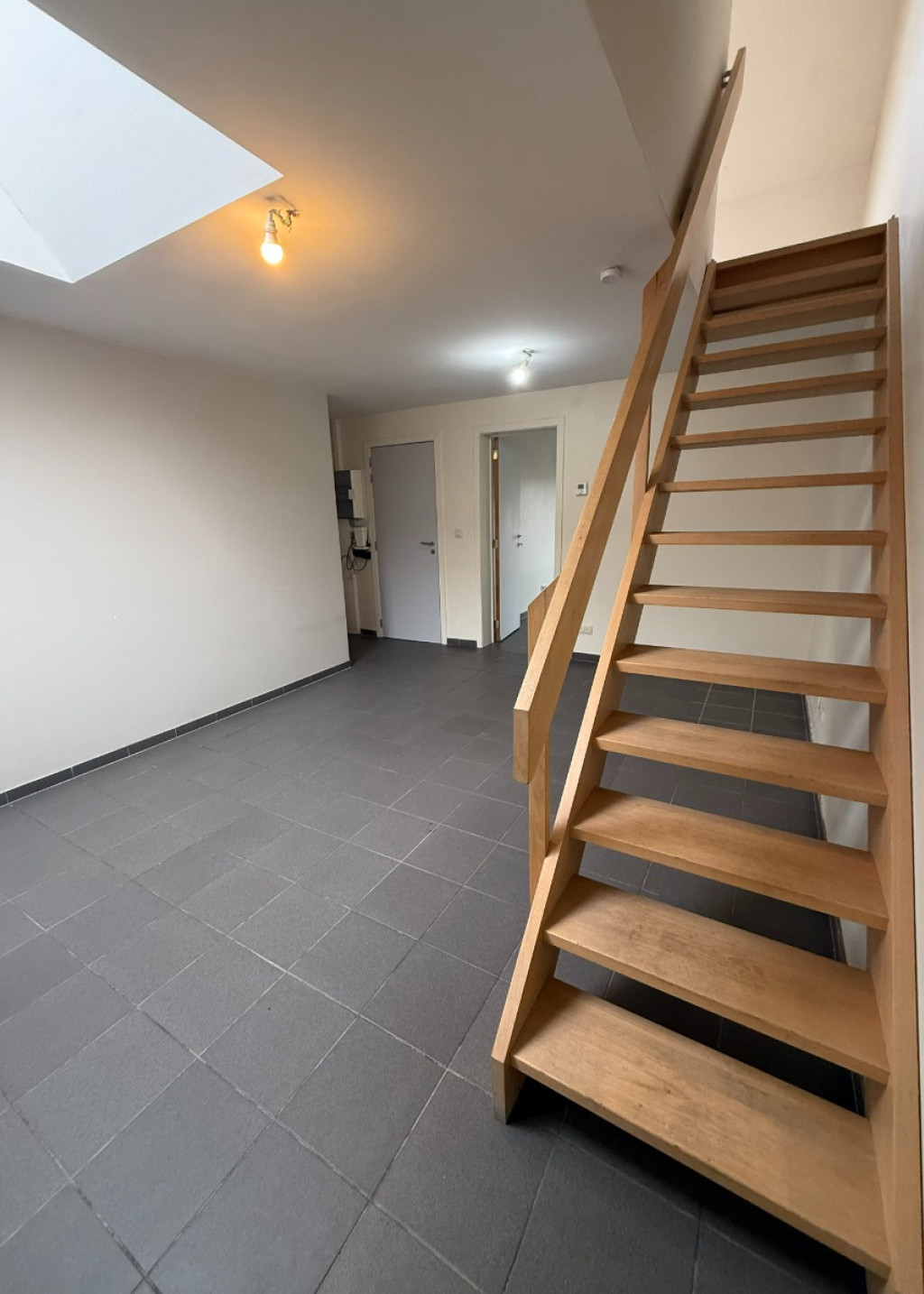 Stationsstraat - 8A - 3A - 8900