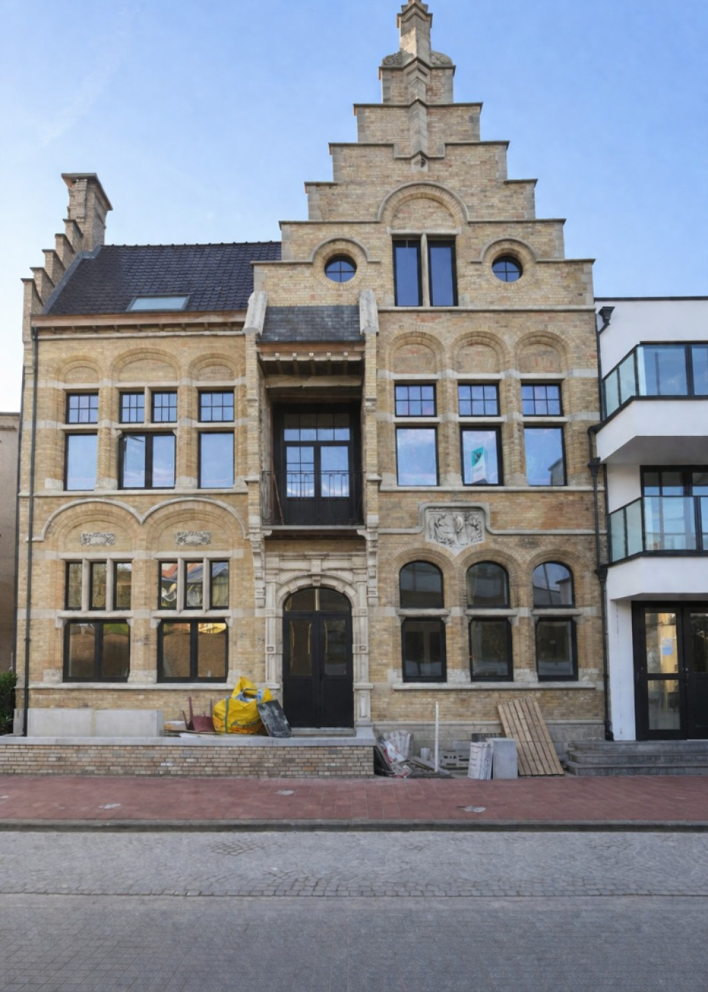 Marktstraat - 22 - - 8810