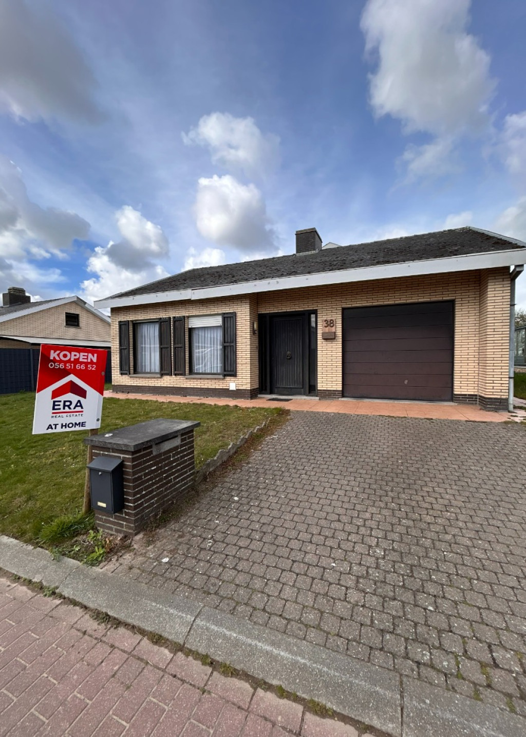 Kerkhofblommenstraat - 38 - - 8840