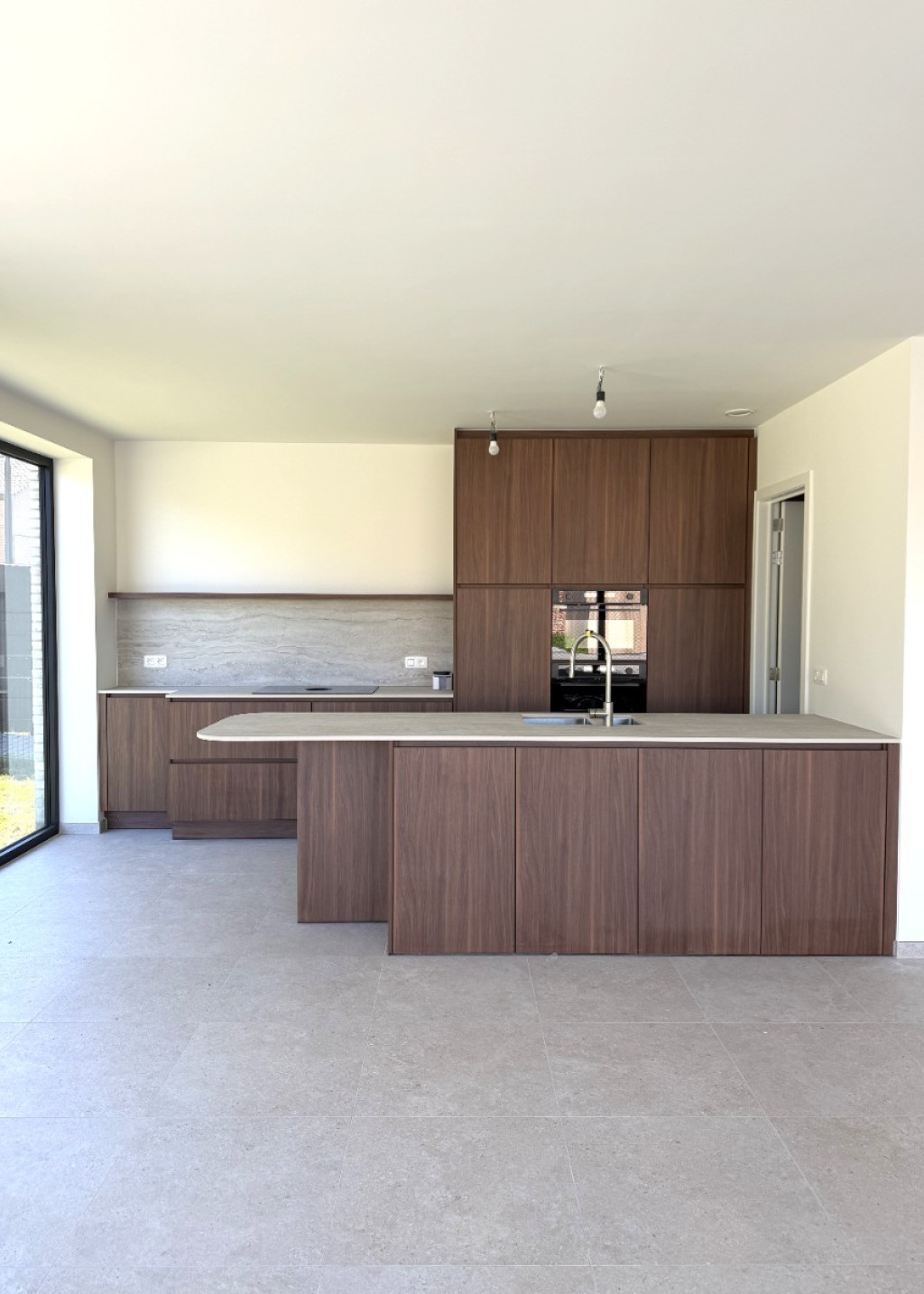 Schoolstraat - 8 - 00.02 - 8750