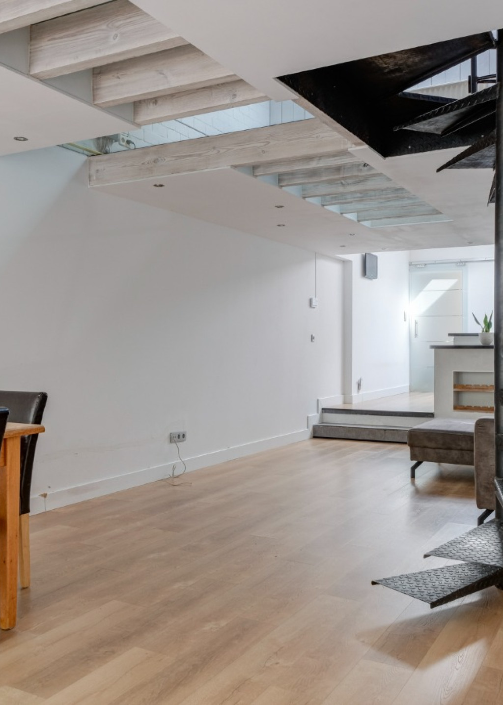 Borreberg - 6 - - 1133 N P0000 - 3740