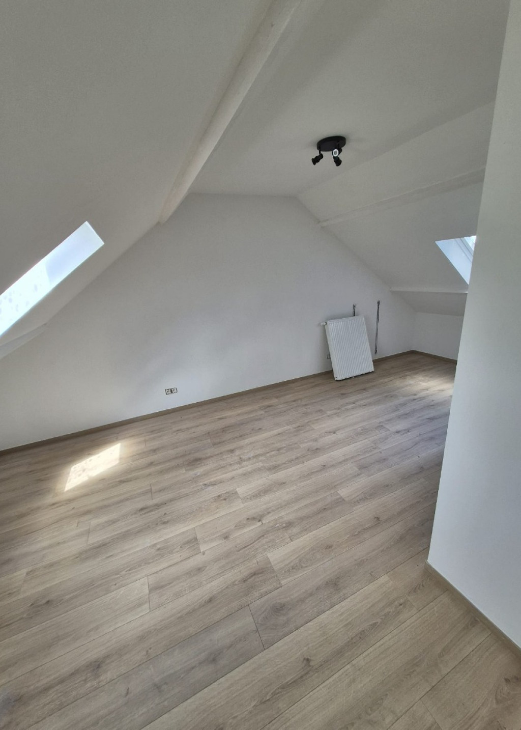Dikkebusseweg - 103 - - 8900