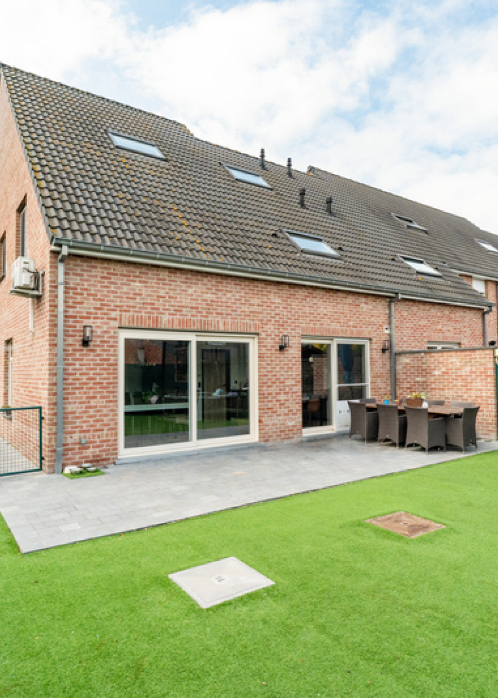 Esdoornstraat - 23 - - 8790