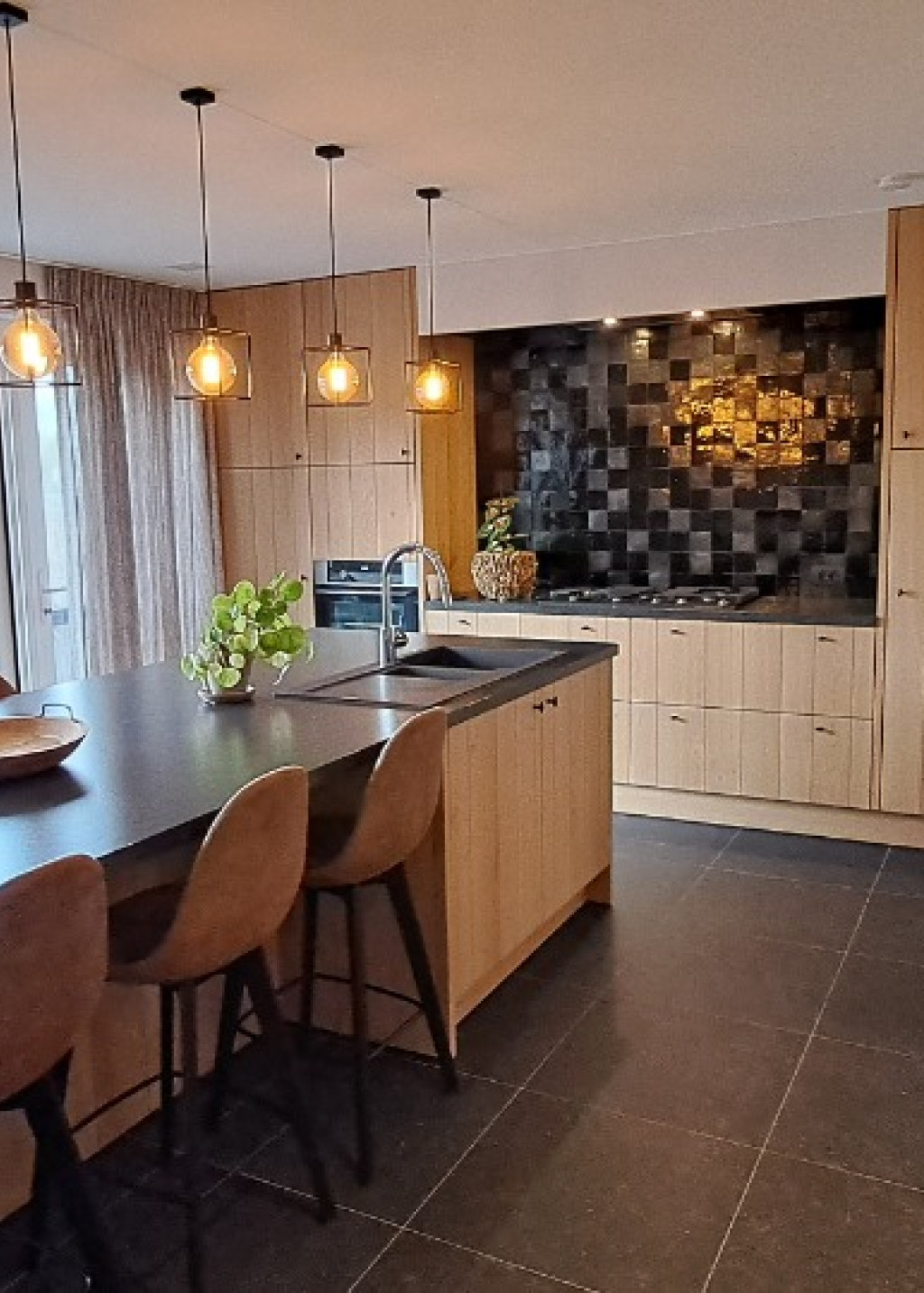 Laurierstraat - 23 - - 8750