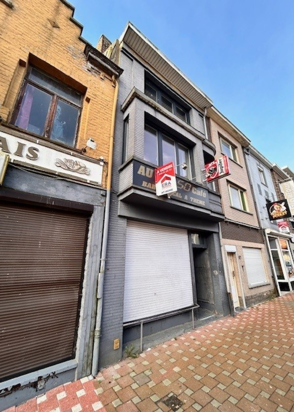 Rue d'Armentières - 407 - - 7780