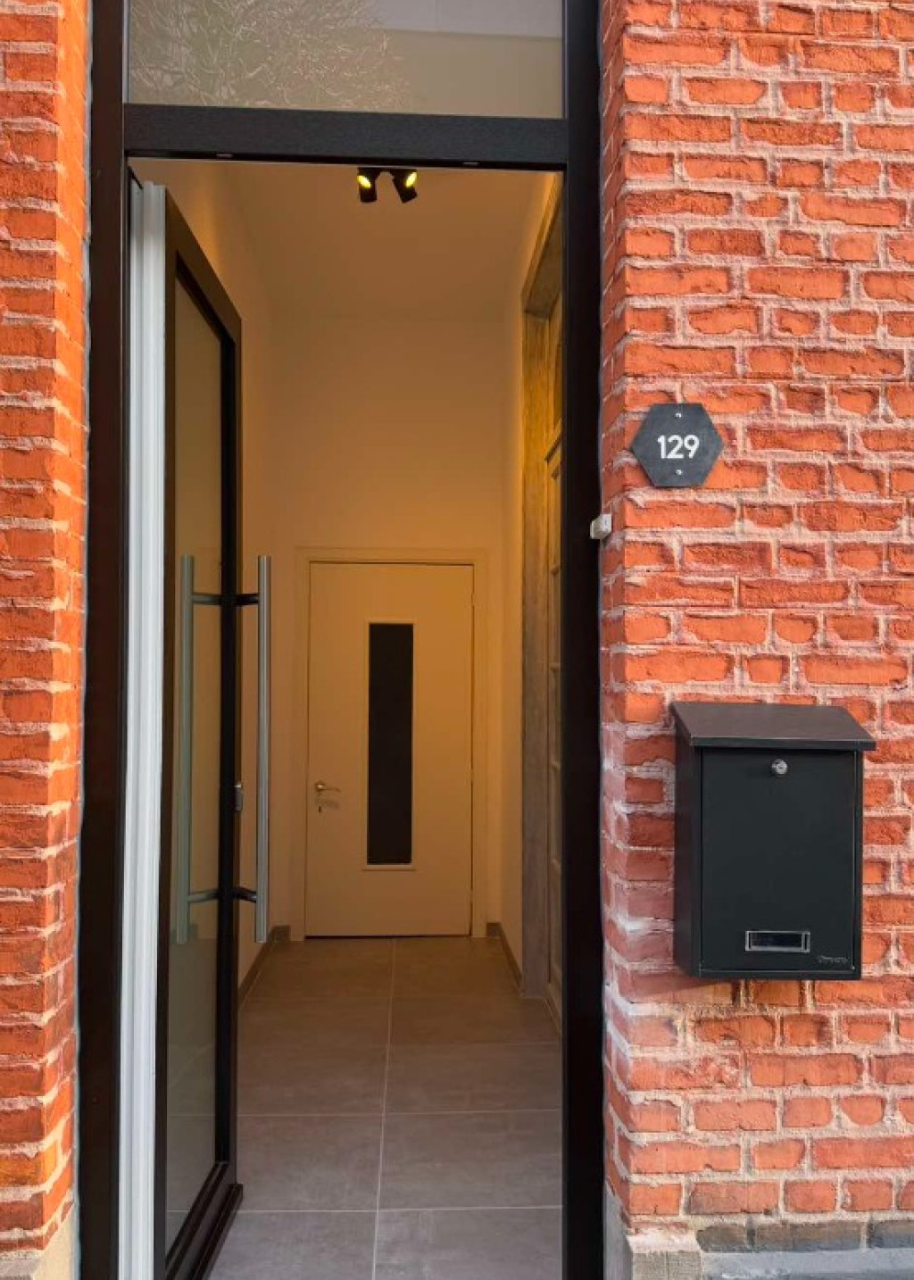 Dokter André Goffaertstraat - 129 - - 9300