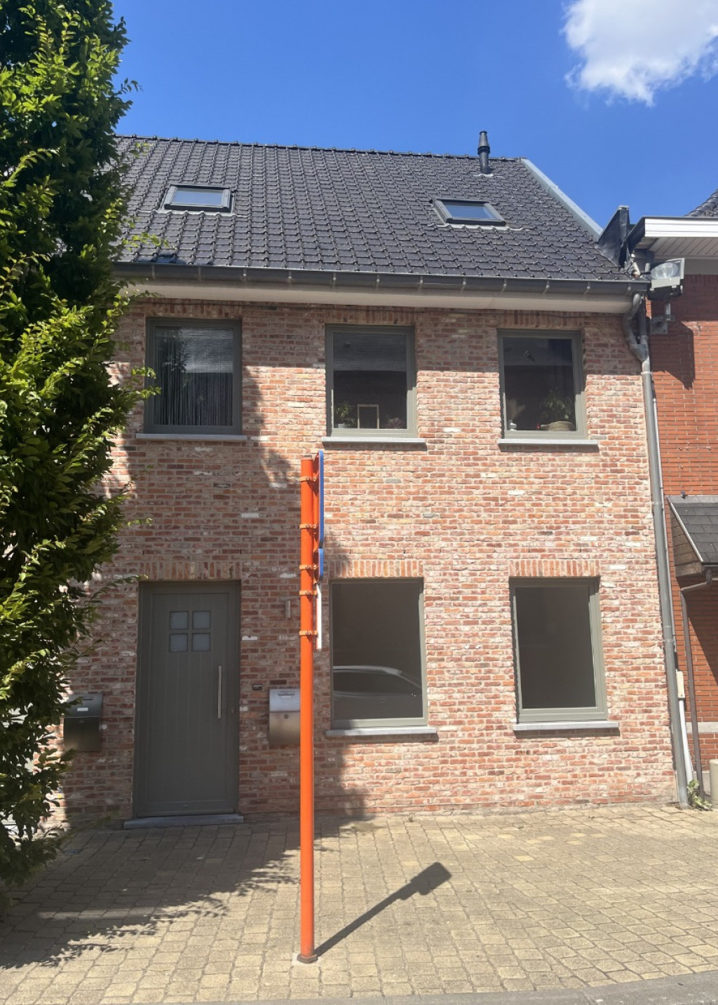 Kerkplein - 12 - 00.01 - 8750
