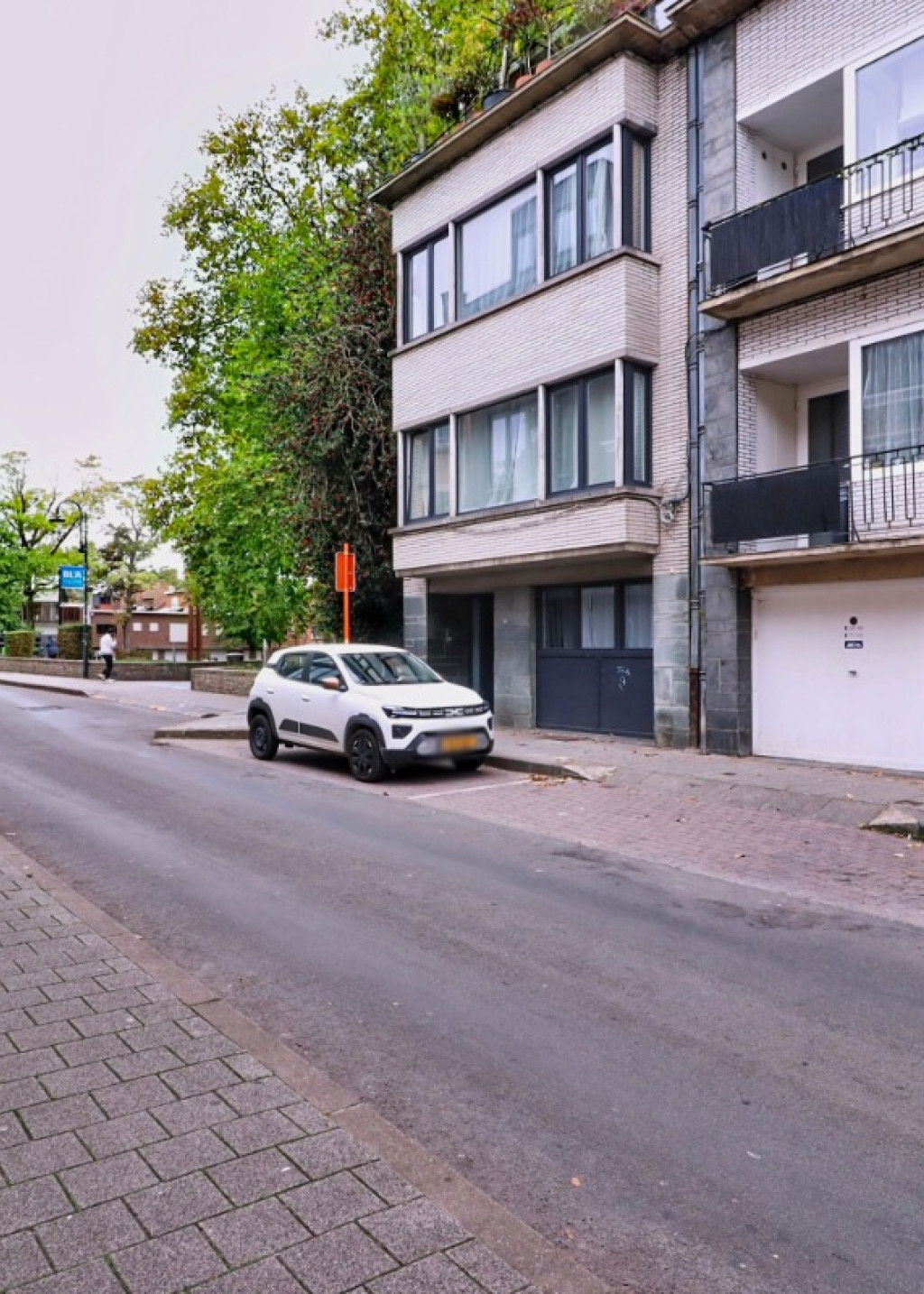 Rue Jules Hans - 73 - - 1420