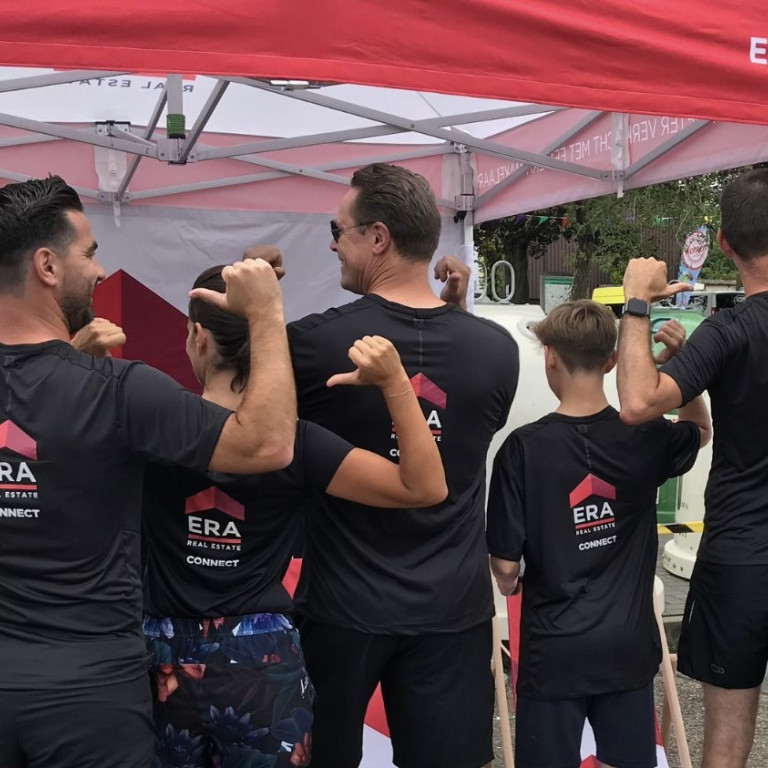 Team ERA CONNECT tijdens de Hoeselt Run van 2023