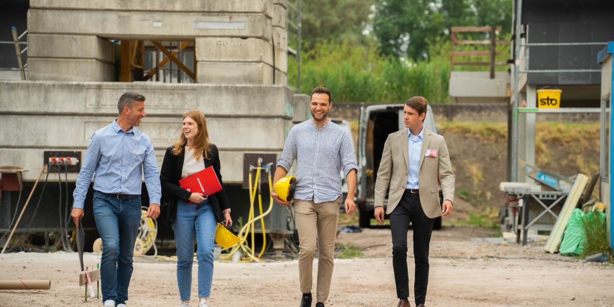 ERA collega's op werf