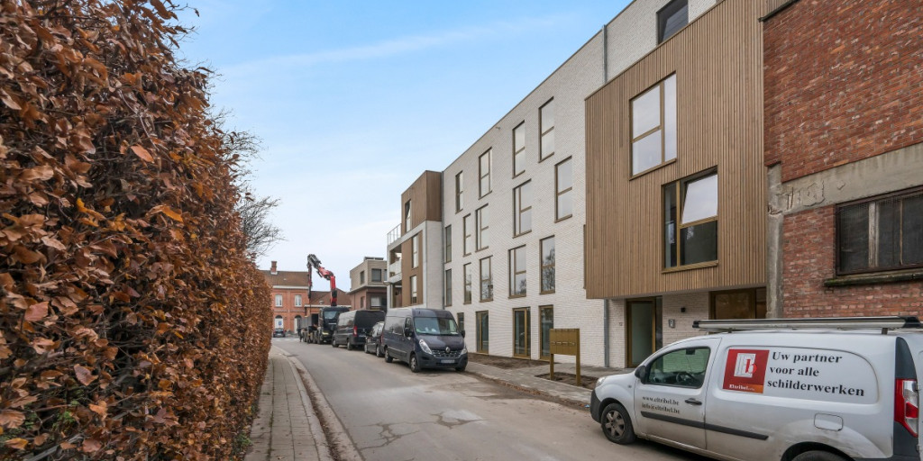 Het Perron - Stationstraat - Kleine Bosweg, Beveren - 01.jpg