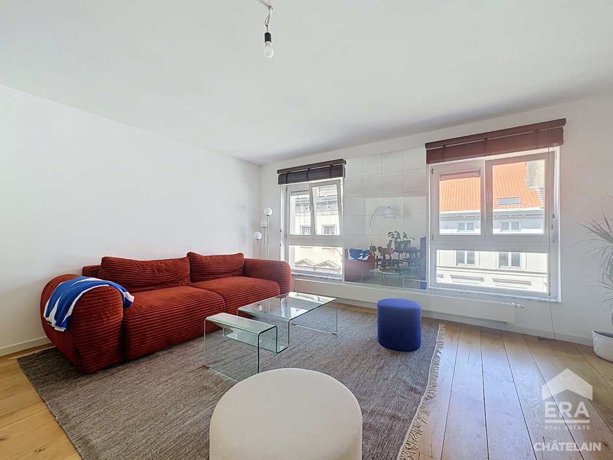 Prachtige gemeubelde duplex met 2 slaapkamers te huur in Bru