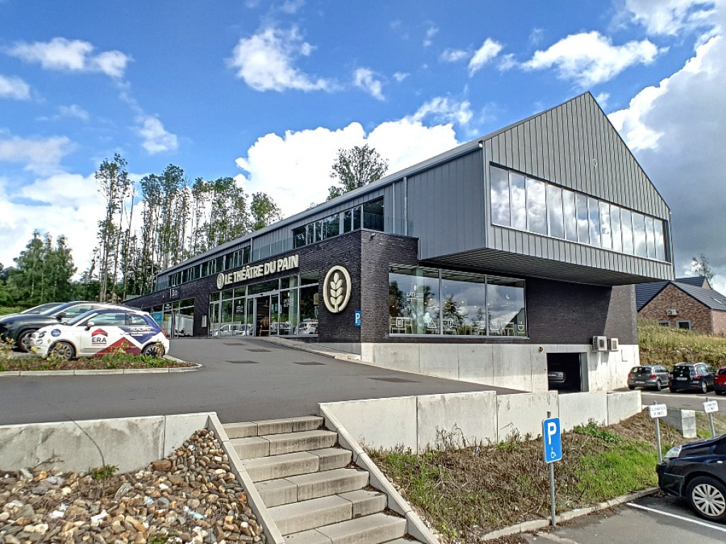 Rue de l’Aérodrome - 18 - 211m² - 4140