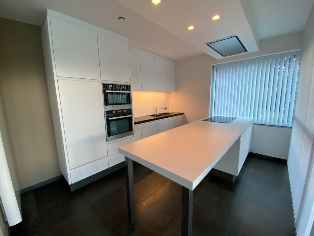 Burggraaf Vande Vyverelaan - 1 - 1 - 8700