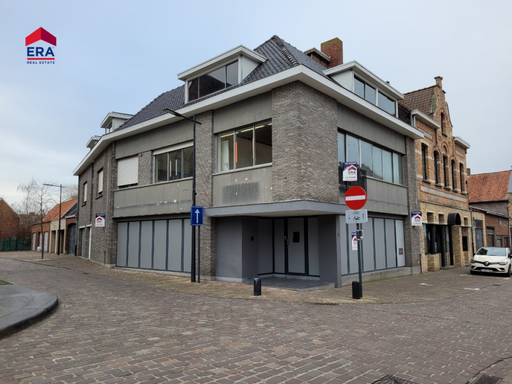 Marktstraat - 1 - - 8890