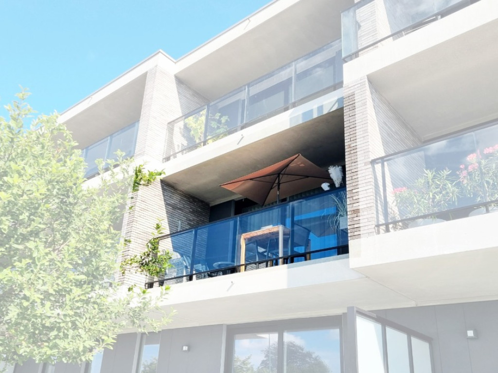 De Barge - 2 - 1D - 9880