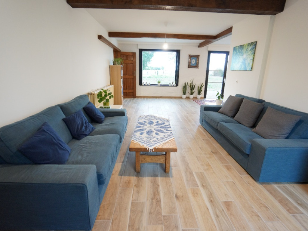 Millesteenstraat - 102 - - 8890